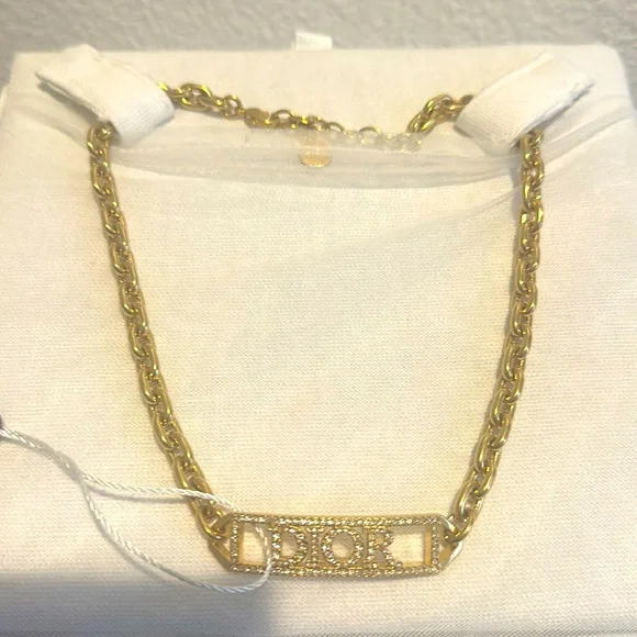 Dior Gold Necklace - Picture 1 of 3